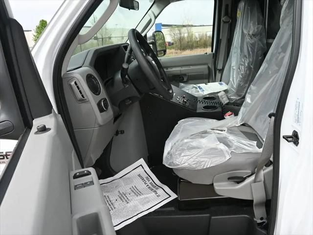 2026 Ford E-450 Cutaway E-Series Cutaway