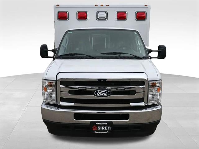 2026 Ford E-450 Cutaway E-Series Cutaway