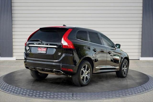 2015 Volvo XC60 T6 Platinum