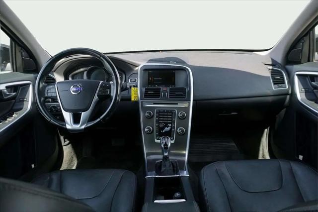 2015 Volvo XC60 T6 Platinum