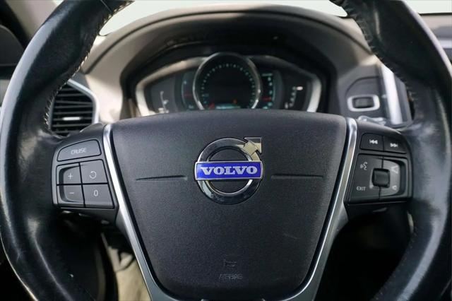 2015 Volvo XC60 T6 Platinum