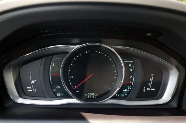 2015 Volvo XC60 T6 Platinum