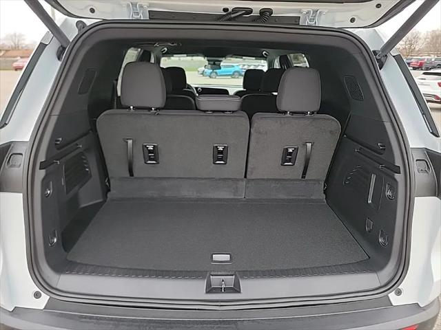 2026 Chevrolet Traverse AWD LT
