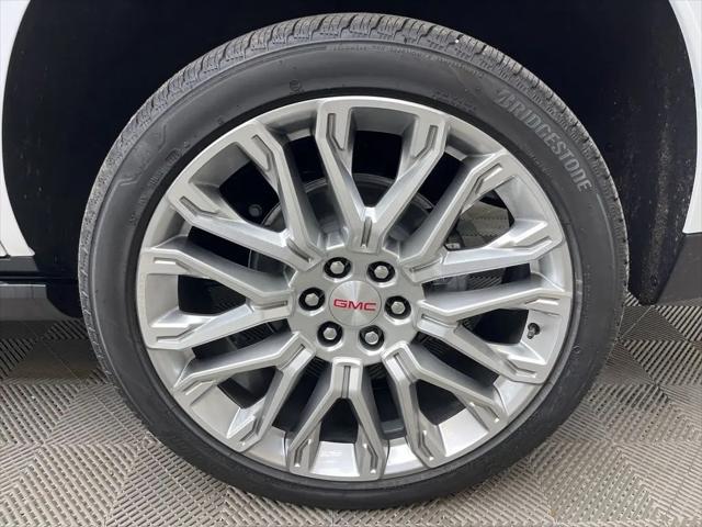 2026 GMC Yukon 4WD Denali