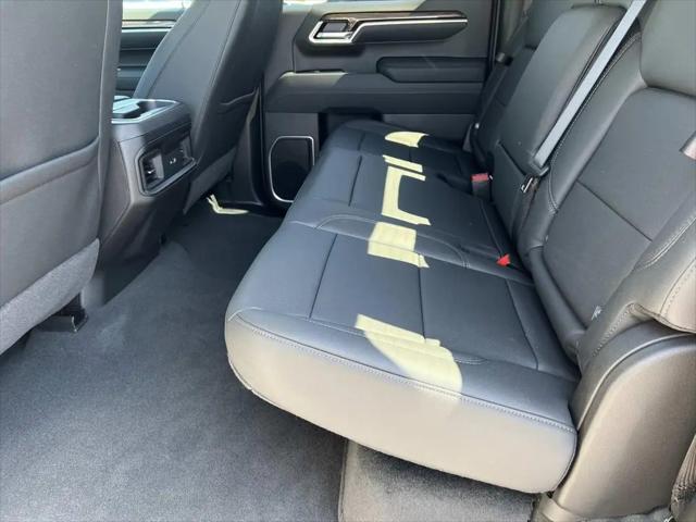 2026 Chevrolet Silverado 1500 4WD Crew Cab Short Bed RST