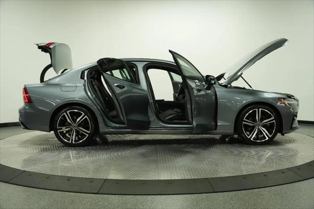 2019 Volvo S60 T5 R-Design