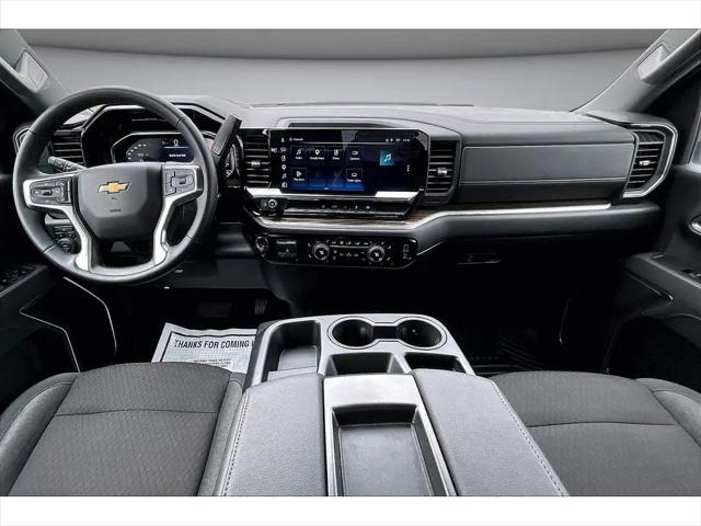 2025 Chevrolet Silverado 2500HD 4WD Crew Cab Standard Bed LT