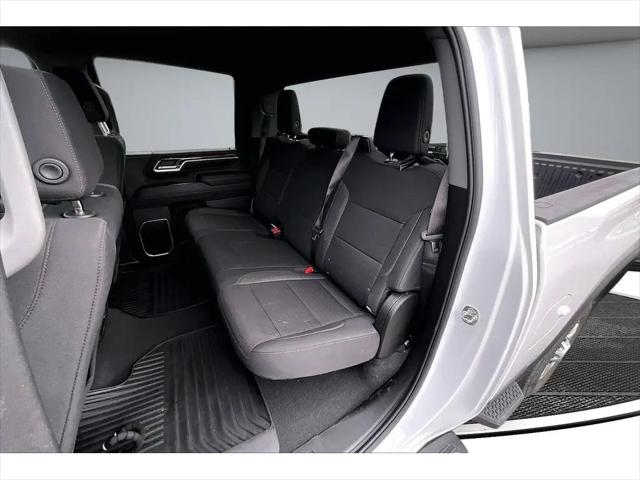2025 Chevrolet Silverado 2500HD 4WD Crew Cab Standard Bed LT