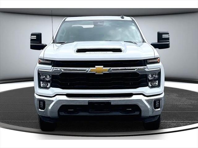 2025 Chevrolet Silverado 2500HD 4WD Crew Cab Standard Bed LT