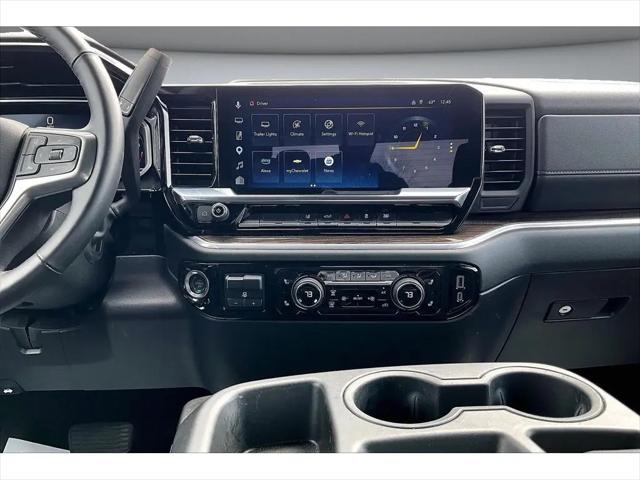 2025 Chevrolet Silverado 2500HD 4WD Crew Cab Standard Bed LT