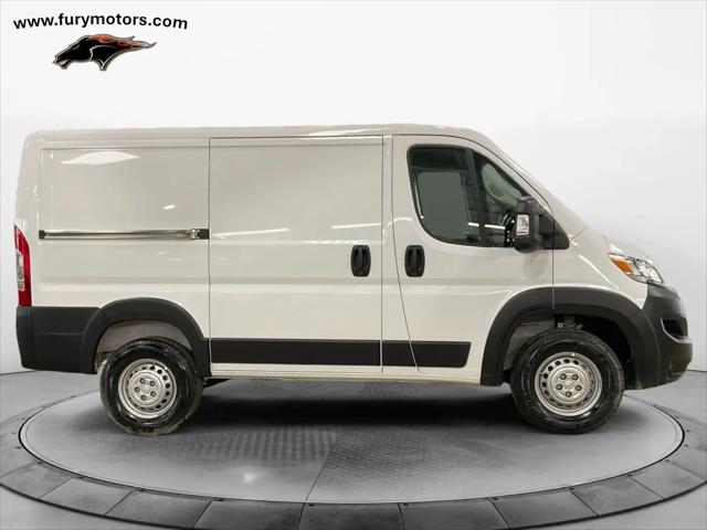 2025 Ram ProMaster Cargo Van Tradesman Low Roof 118" WB w/Pass Seat