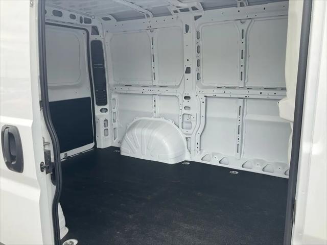 2025 Ram ProMaster Cargo Van Tradesman Low Roof 118" WB w/Pass Seat