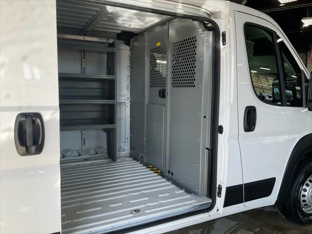 2025 Ram ProMaster 2500 Cargo Van Tradesman Low Roof 136" WB w/Pass Seat