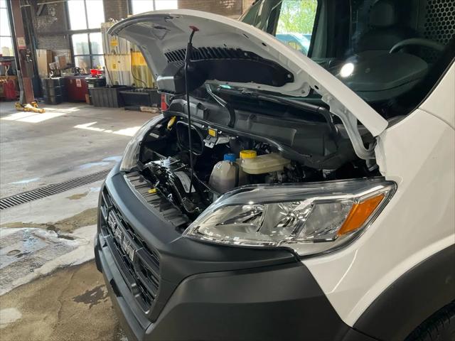 2025 Ram ProMaster 2500 Cargo Van Tradesman Low Roof 136" WB w/Pass Seat