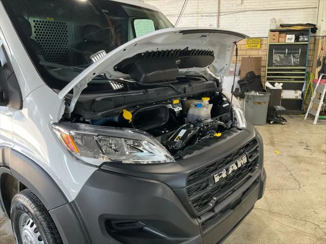 2025 Ram ProMaster 2500 Cargo Van Tradesman Low Roof 136" WB w/Pass Seat
