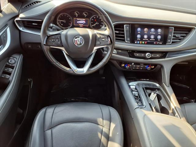 2023 Buick Enclave Essence FWD
