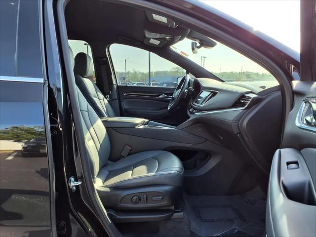 2023 Buick Enclave Essence FWD