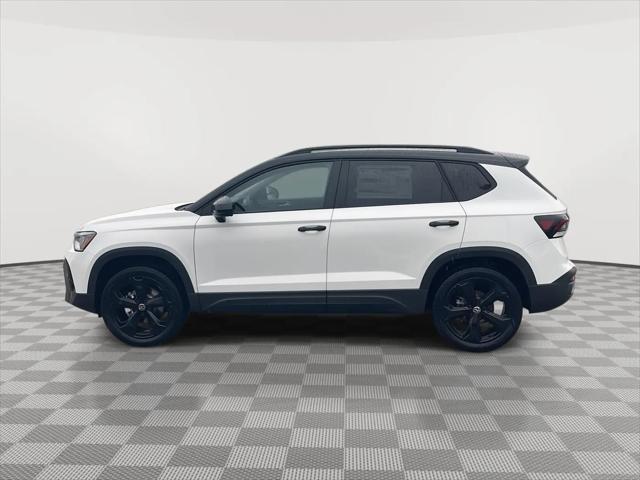 2026 Volkswagen Taos SE Black