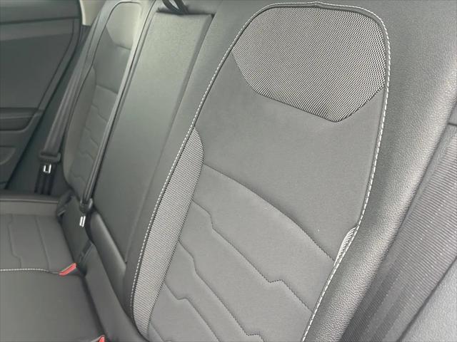 2026 Volkswagen Taos SE Black