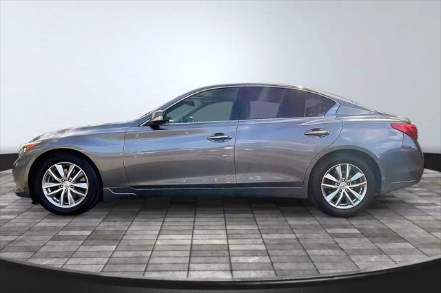 2015 INFINITI Q50 Standard