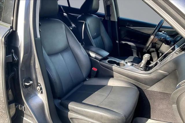2015 INFINITI Q50 Standard