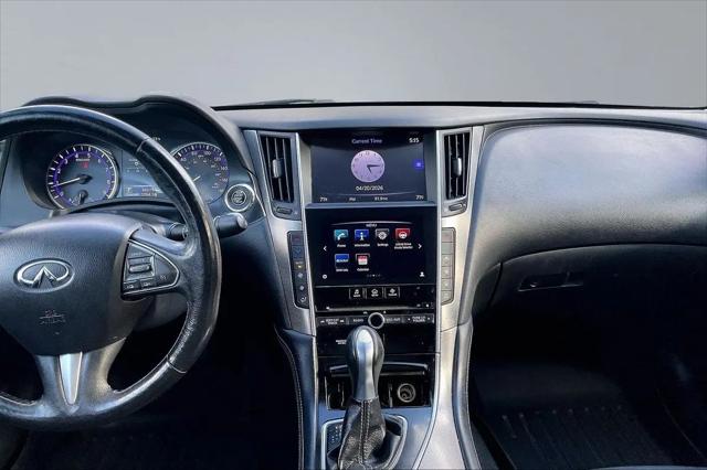 2015 INFINITI Q50 Standard