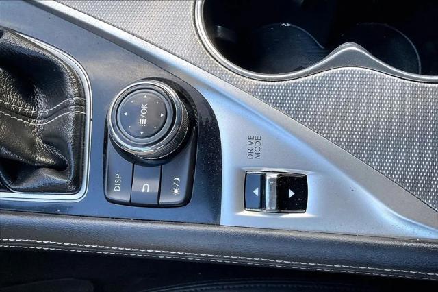 2015 INFINITI Q50 Standard
