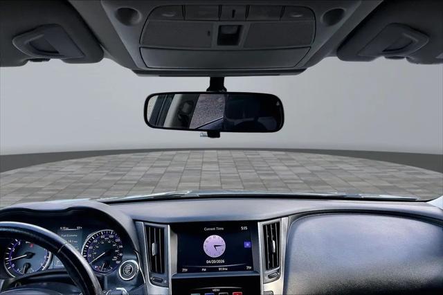 2015 INFINITI Q50 Standard