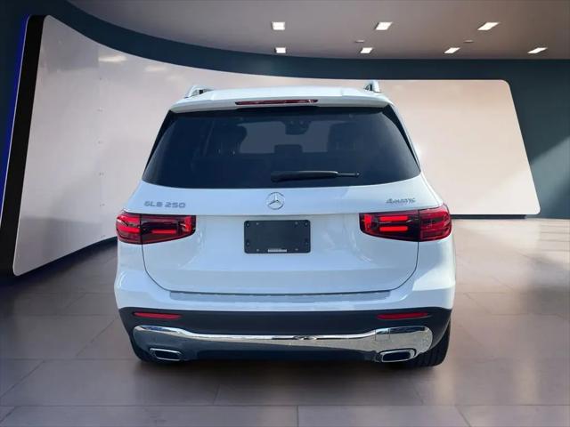 2026 Mercedes-Benz GLB 4MATIC
