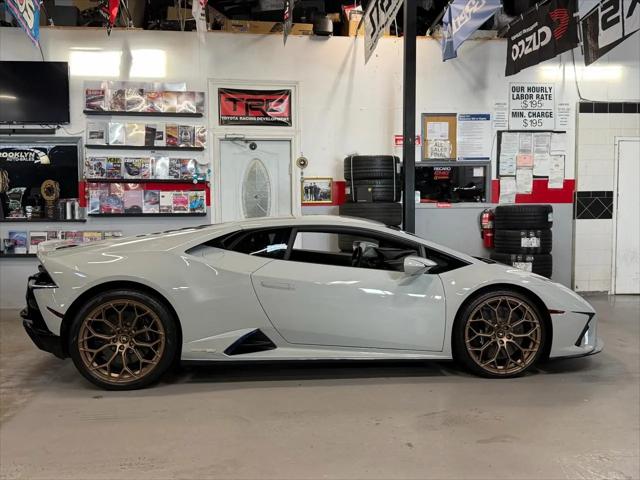 2021 Lamborghini Huracan Evo Coupe
