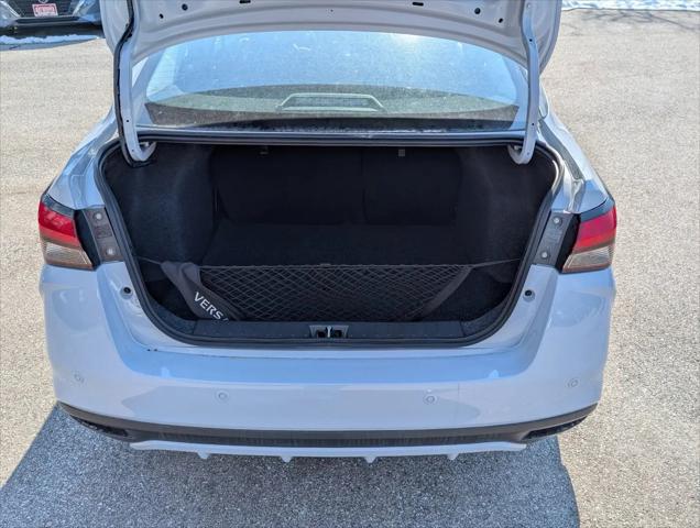 2025 Nissan Versa 1.6 SR
