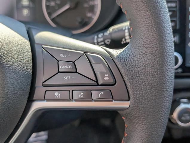 2025 Nissan Versa 1.6 SR