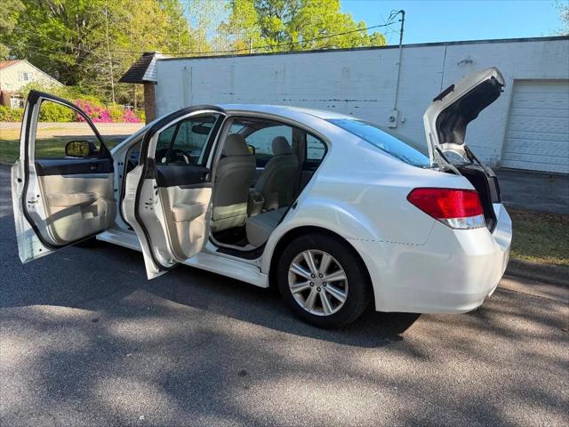 2012 Subaru Legacy 2.5i Premium