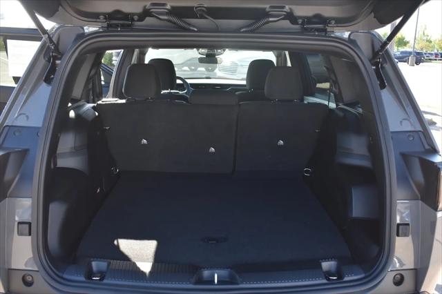 2026 Jeep Cherokee Laredo 4x4