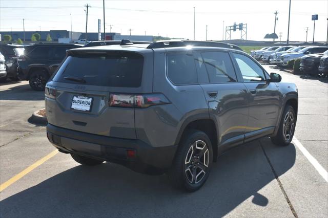 2026 Jeep Cherokee Laredo 4x4