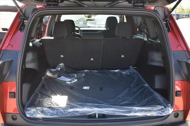 2026 Jeep Cherokee Laredo 4x4
