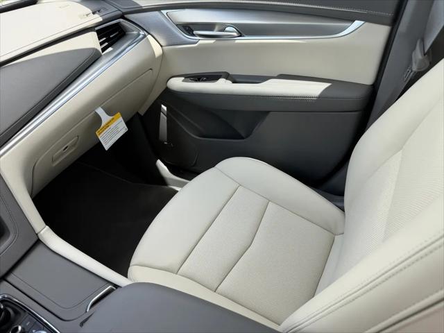 2026 Cadillac XT5 Premium Luxury FWD
