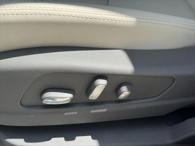 2026 Cadillac XT5 Premium Luxury FWD