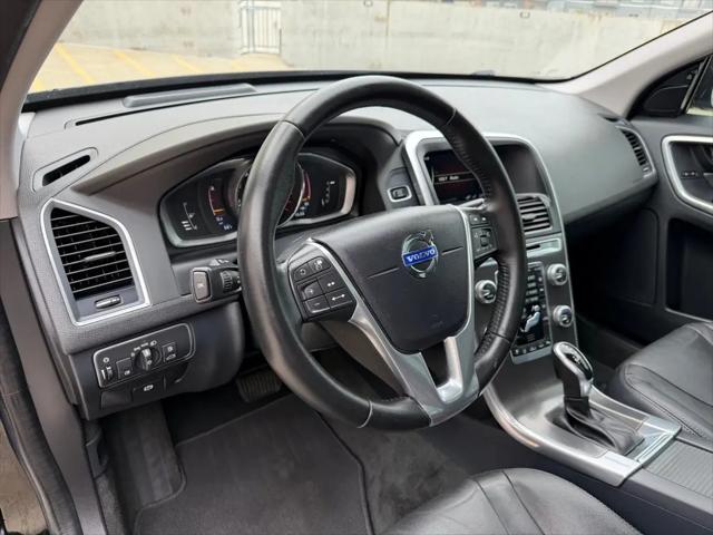 2016 Volvo XC60 T5 Premier