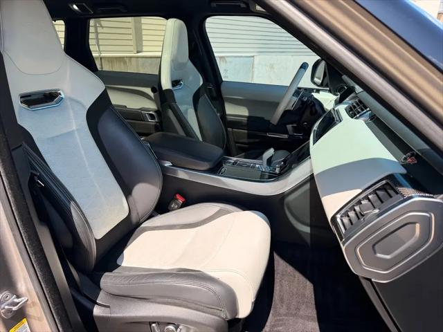 2021 Land Rover Range Rover Sport SVR