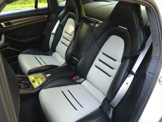 2020 Porsche Panamera 4S