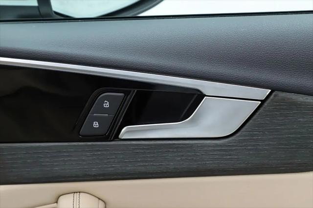 2023 Audi A4 Premium Plus 45 TFSI S line quattro S tronic