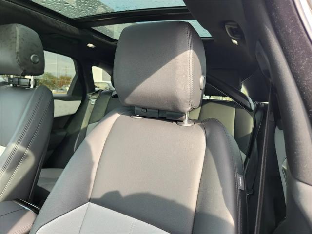 2026 Land Rover Range Rover Velar P250 Dynamic SE