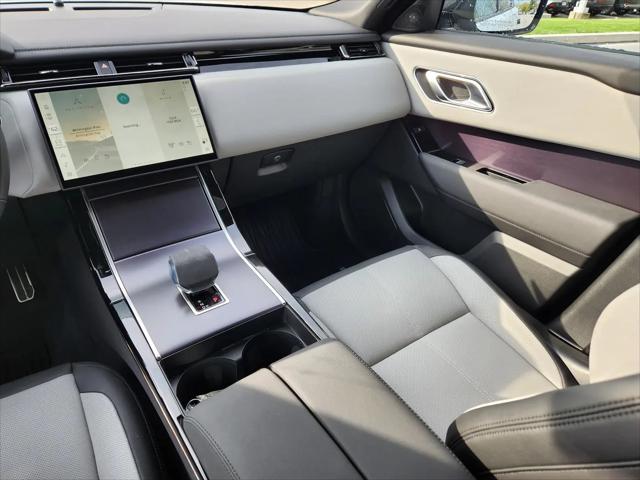 2026 Land Rover Range Rover Velar P250 Dynamic SE