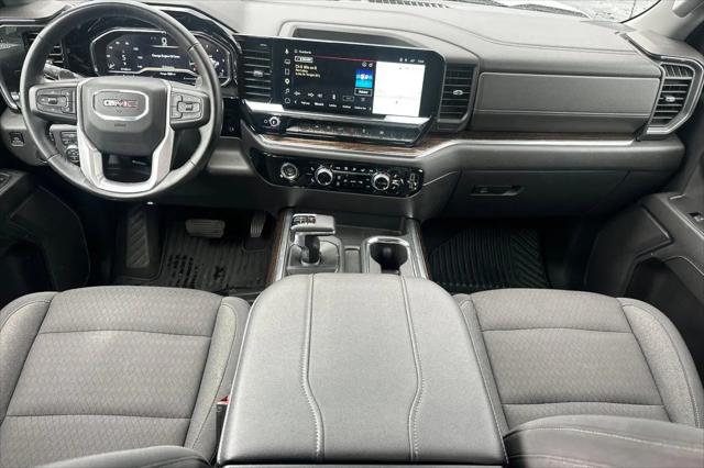 2023 GMC Sierra 1500 4WD Crew Cab Short Box Elevation with 3SB