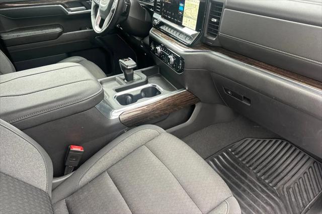 2023 GMC Sierra 1500 4WD Crew Cab Short Box Elevation with 3SB