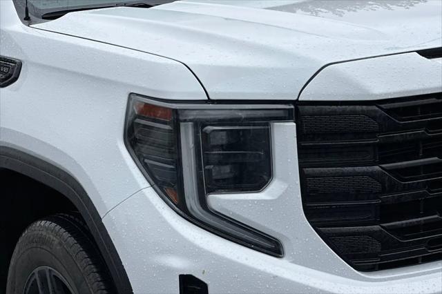 2023 GMC Sierra 1500 4WD Crew Cab Short Box Elevation with 3SB
