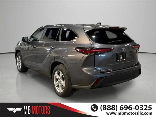 2024 Toyota Highlander LE