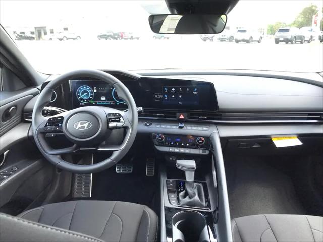 2026 Hyundai Elantra Hybrid SEL Sport