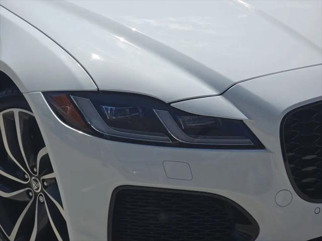 2024 Jaguar XF R-Dynamic SE P250 AWD Automatic